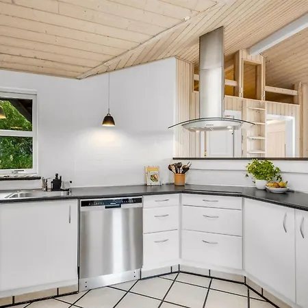 Yngve - 3-5km From The Sea By Interhome Casa vacanze