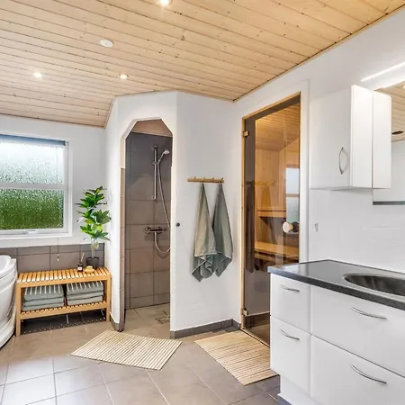 Yngve - 3-5km From The Sea By Interhome *